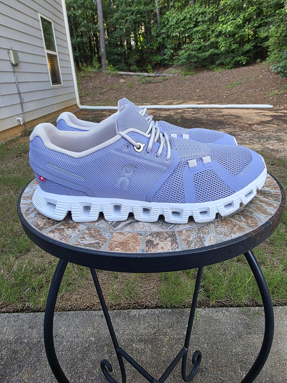 On Cloud 5  59.98371 Nimbus/Alloy Running Shoes Sneakers Women's Size 7.5